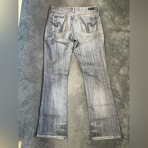 Jeans worn look